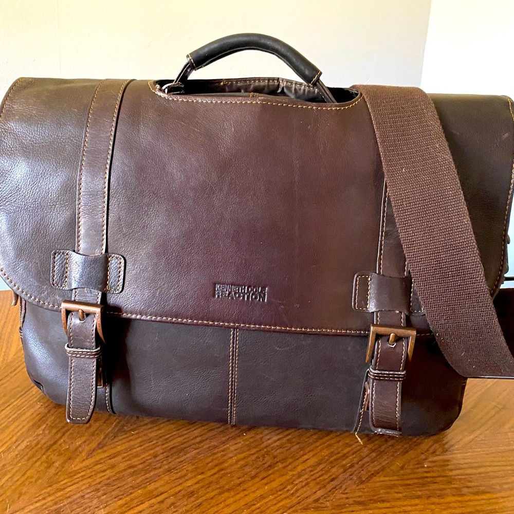 Kenneth Cole Reaction brown leather briefcase, laptop bag, messenger bag